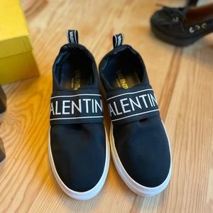 Authentic Valentino slippers size 36EU